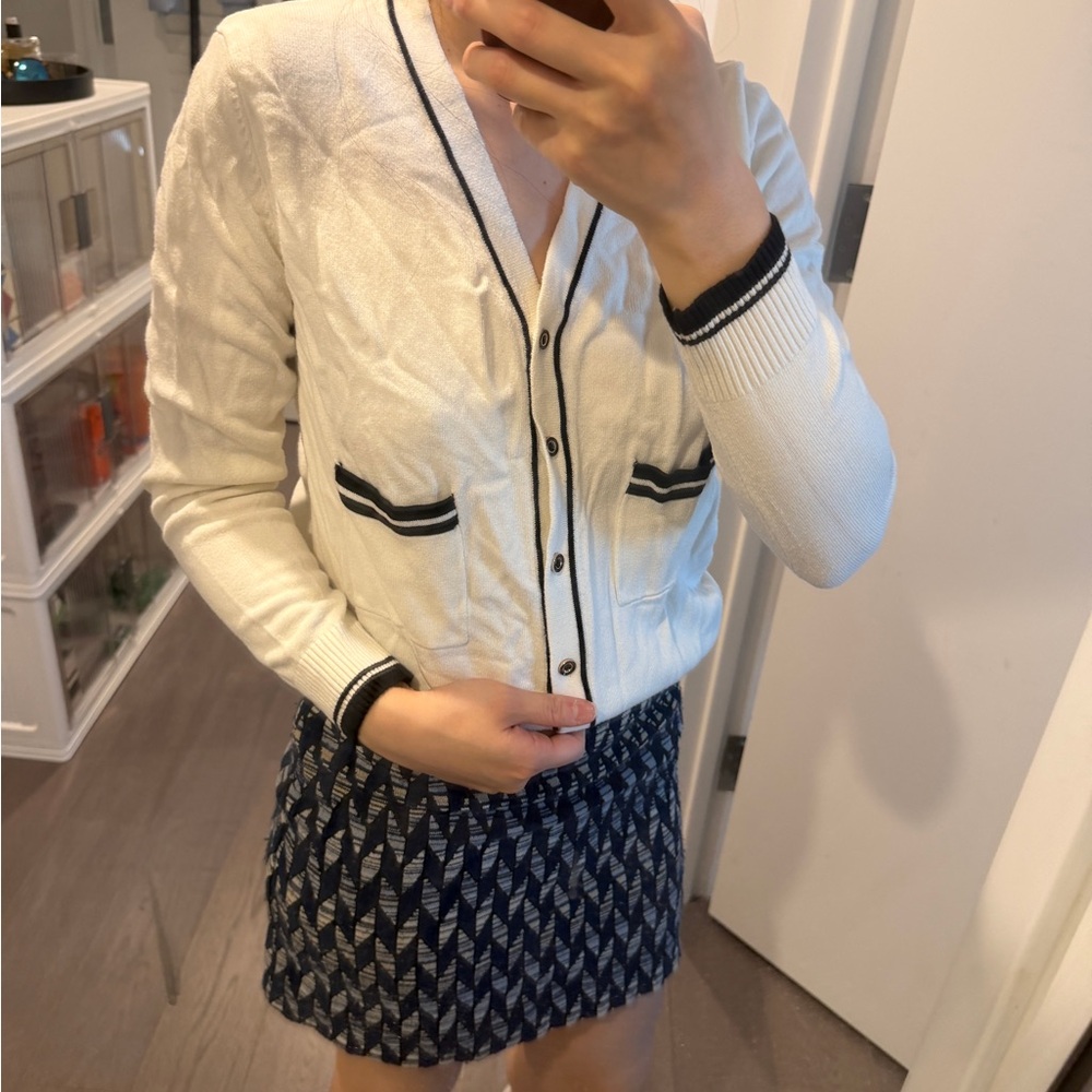 Geometric Patterned mini Skirt - Picture 4 of 4